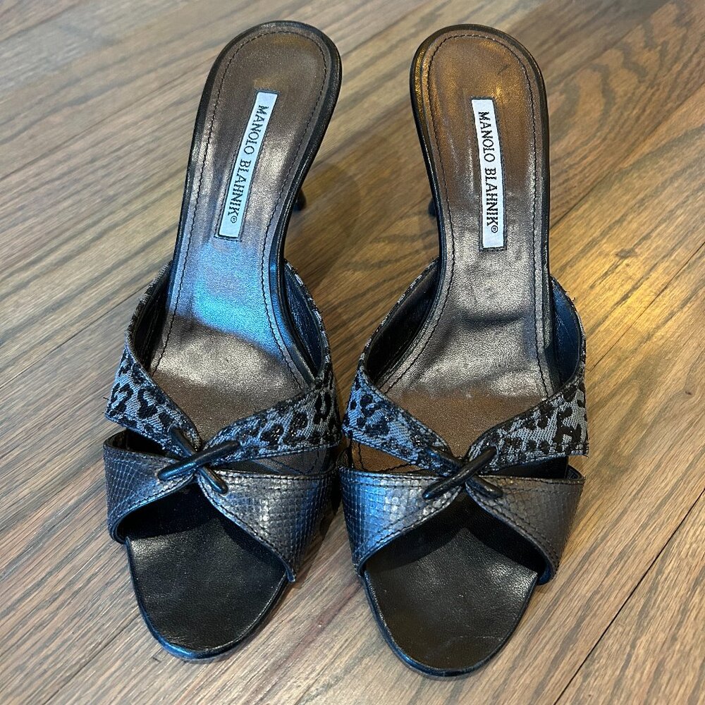 Manolo Blahnik Black & Patterned Kitten Heel, Size 39